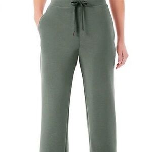 Member's Mark Women's Soft Sandwash Wide Leg Crop Pant Green
